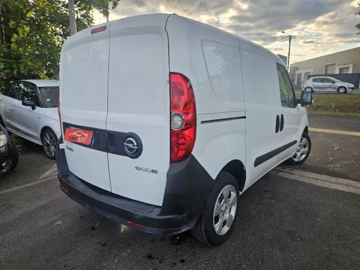 Utilitaire léger Opel Combo Autre  1.3 CDTI 90 CH L1H1 PACK CLIM Blanche - 4