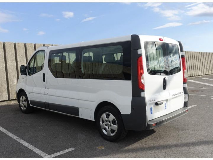 Utilitaire léger Opel Vivaro Autre COMBI 2.0 CDTI - 115 - EcoFlex - S&S Tour Cosmo L1H1 9 Places Blanc - 3