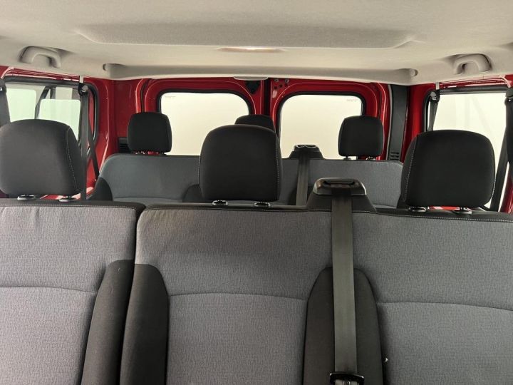 Utilitaire léger Opel Vivaro Autre COMBI K2700 L1H1 1.6 CDTI 125 ch Bi-Turbo ecoFlex S/S Pack Clim + Rouge Verni - 18