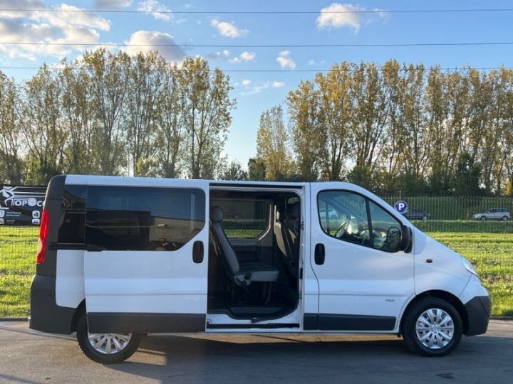 Utilitaire léger Opel Vivaro Autre FG LONG CDTI 115 PACKK CLIM 9 PLACES 10/2008 BLANC - 5