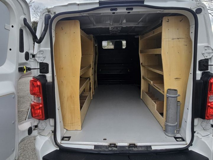 Utilitaire léger Opel Vivaro Autre L3 2.0 180 PTAC AUGMENTE BVA 8 PACK BUSINESS TVA RECUPERABLE GAR. 12 Mois Blanc - 17