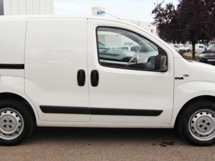 Utilitaire léger Peugeot Bipper Autre FOURGON 1.3 HDI 75 117L1 CONFORT TVA Récupérable Blanc - 2