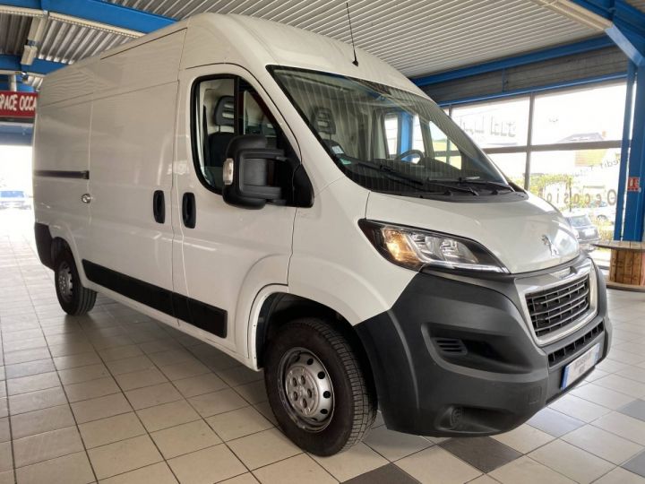 Utilitaire léger Peugeot Boxer Autre 2.0 Blue HDI 110ch Confort BLANC - 3