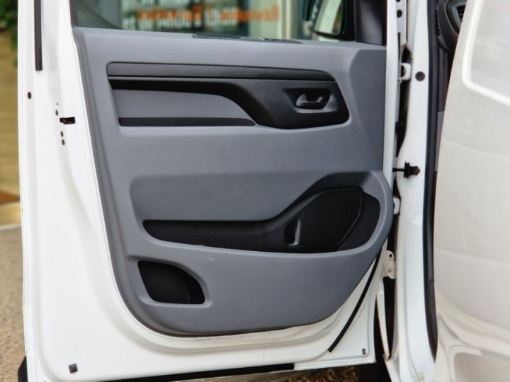 Utilitaire léger Peugeot Expert Autre STANDARD 1.5 BLUEHDI 120 SetS BVM6 PREMIUM Blanc - 29