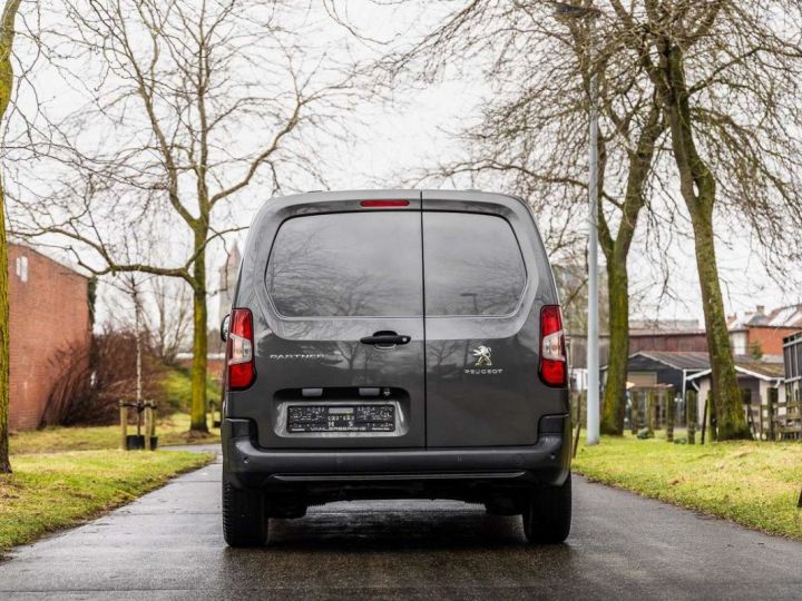 Utilitaire léger Peugeot Partner Autre LV Gris Métallisé - 23