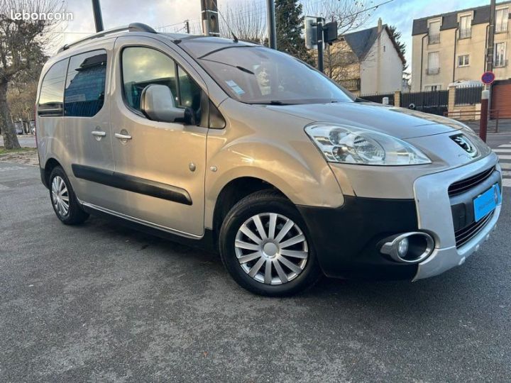 Utilitaire léger Peugeot Partner Autre Tepee 1.6L HDI 110CV Beige - 2