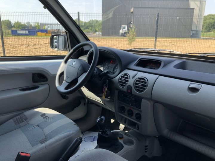 Utilitaire léger Renault Kangoo Autre 1.2i 60cv GPL BLANC - 3