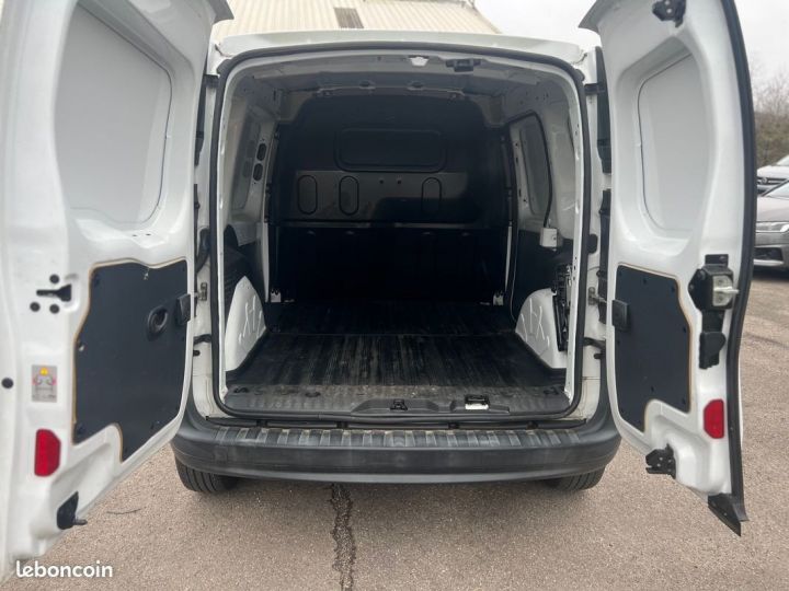 Utilitaire léger Renault Kangoo Autre bva 1.5 dci 95cv de 2019 Blanc - 4