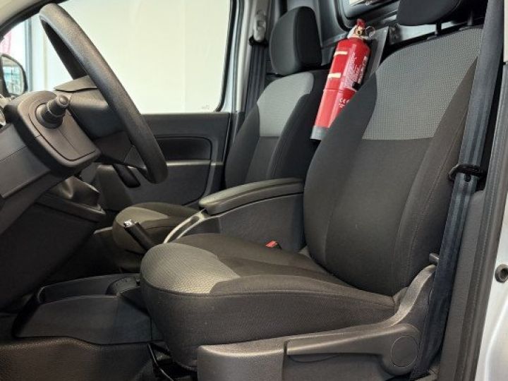 Utilitaire léger Renault Kangoo Autre II / A PARTIR DE 137,80/M 1.5 DCI 90CH EXTRA R-LINK Gris Argent - 11