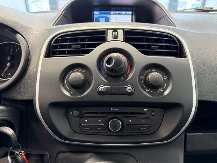 Utilitaire léger Renault Kangoo Autre II / A PARTIR DE 137,80/M 1.5 DCI 90CH EXTRA R-LINK Gris Argent - 17