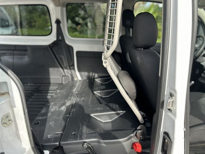 Utilitaire léger Renault Kangoo Autre II MAXI 1.5 BLUE DCI 95CH CABINE APPROFONDIE EXTRA R-LINK Blanc - 15