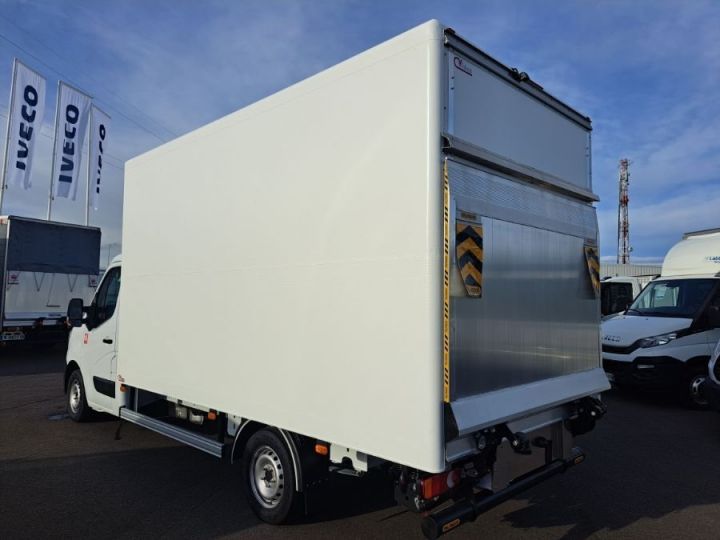 Utilitaire léger Renault Master Autre 165 CV CAISSE HAYON LEGERE 44990E HT CU 1096 KG Blanc - 2