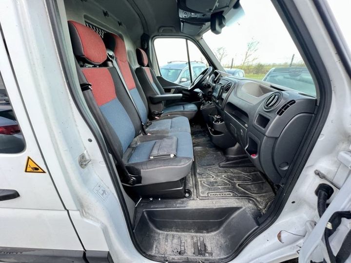 Utilitaire léger Renault Master Autre Blanc Métallisé - 9