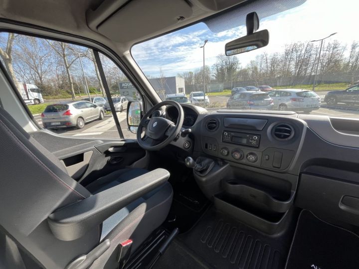 Utilitaire léger Renault Master Autre 2.3 dCi 110ch S&S E6 GRAND CONFORT Blanc - 14