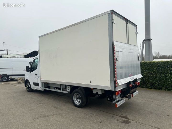 Utilitaire léger Renault Master Autre 25990 ht caisse 20m3 hayon  - 3