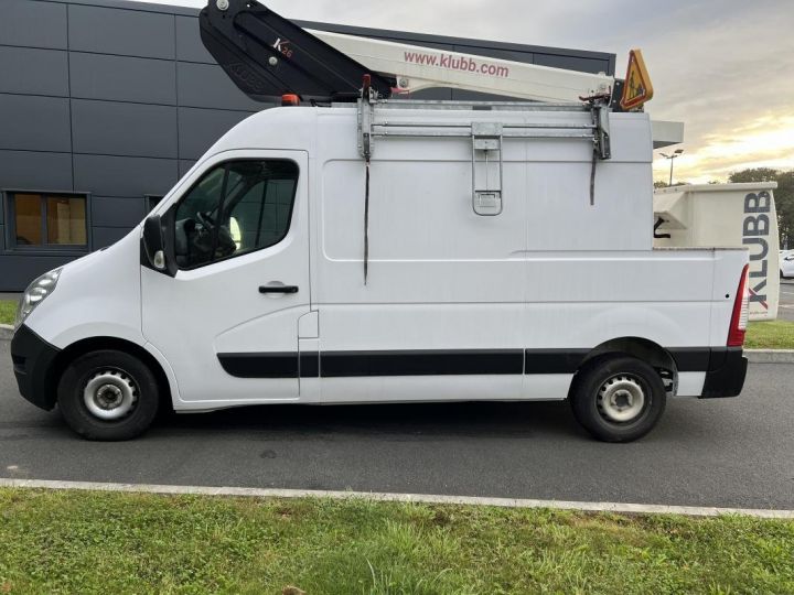 Utilitaire léger Renault Master Autre FOURGON FGN L2H2 3.5t 2.3 dCi 130 E6 GRAND CONFORT Blanc Verni - 2