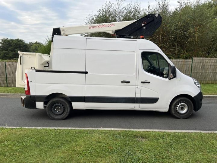 Utilitaire léger Renault Master Autre FOURGON FGN L2H2 NACELLE 3.5t 2.3 dCi 130 E6 GRAND CONFORT Blanc Verni - 6