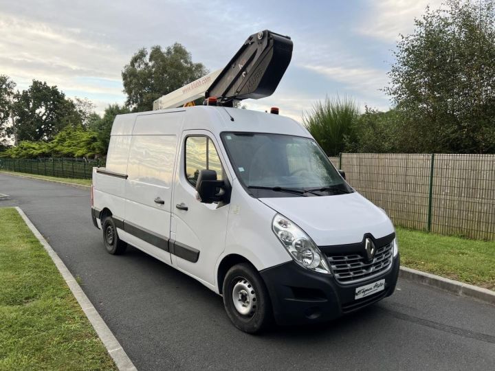 Utilitaire léger Renault Master Autre FOURGON FGN L2H2 NACELLE 3.5t 2.3 dCi 130 E6 GRAND CONFORT Blanc Verni - 7