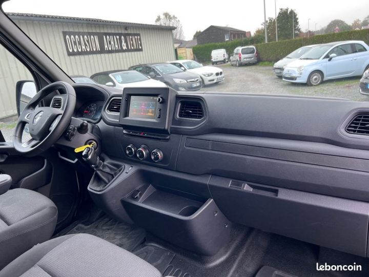 Utilitaire léger Renault Master Autre fourgon l2h2 2.3 dci 135 confort Blanc - 9