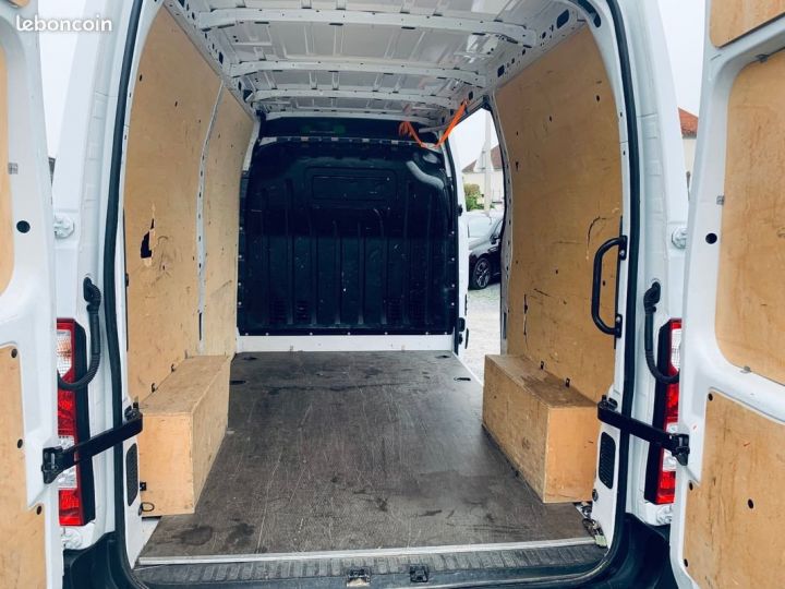 Utilitaire léger Renault Master Autre fourgon l2h2 2.3 dci 135 confort Blanc - 14