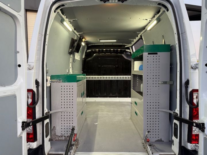 Utilitaire léger Renault Master Autre FOURGON L2H2 3.5t 2.3 dCi 130 E6 GRAND CONFORT + Rampe de chargement Blanc - 32