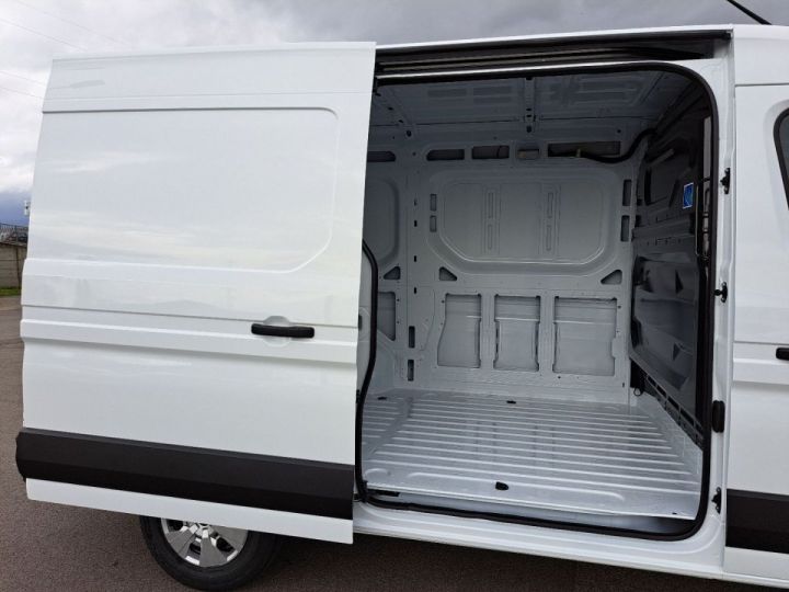 Utilitaire léger Renault Master Autre FRIGO L2H2 150 CV Blanc - 29