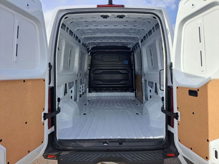 Utilitaire léger Renault Master Autre FRIGO L3H2 150 CV Blanc - 33