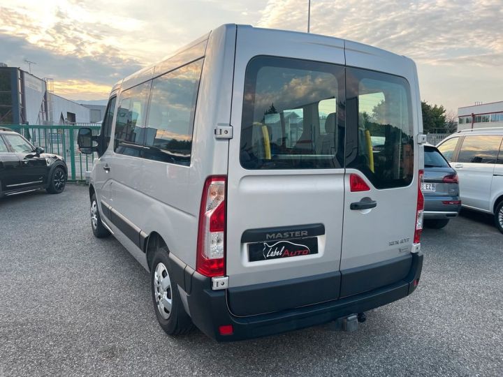 Utilitaire léger Renault Master Autre III COMBI L1H1 DCI 145 S-S 8 Places TPMR 1°main 18400 Km certifié Chariot électrique 400 kg Attelage Bluetooth TVA Apparente Garantie 6 mois Gris - 3