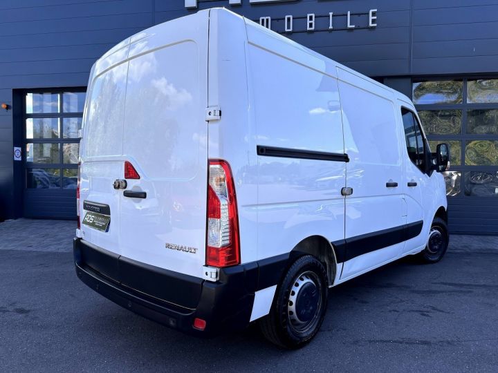 Utilitaire léger Renault Master Autre L1H1 GRAND CONFORT 2.3 DCI 135CV BVM6 E6DT / 16658,33 € HT / À PARTIR DE 332,19 € * BLANC - 4