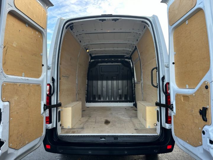 Utilitaire léger Renault Master Autre RENAULT MASTER F3500 L2H2 2.3DCI 150 BOITE AUTO GRAND CONFORT Blanc - 17