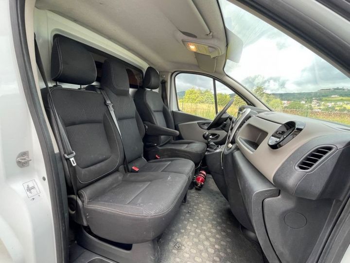 Utilitaire léger Renault Trafic Autre 125cv avec galerie Blanc - 5