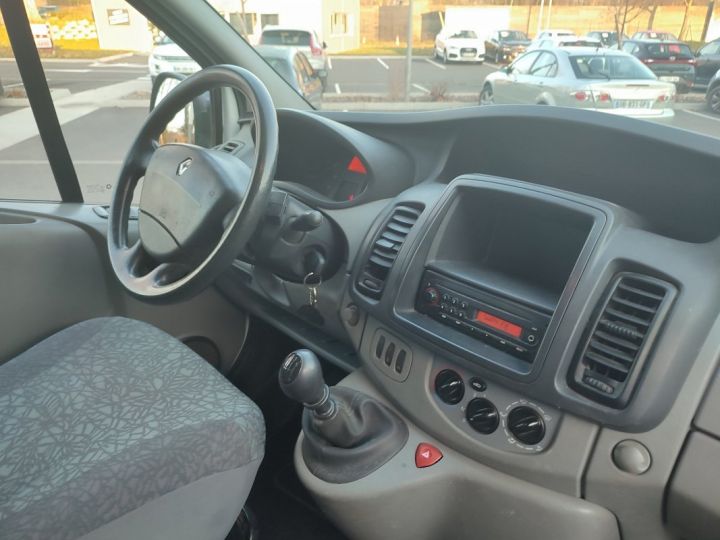 Utilitaire léger Renault Trafic Autre 2.0D L1H1 90ch Blanc - 12