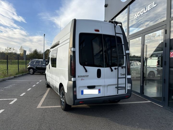 Utilitaire léger Renault Trafic Autre 2.5 dCi 135cv L2H2 BLANC - 2