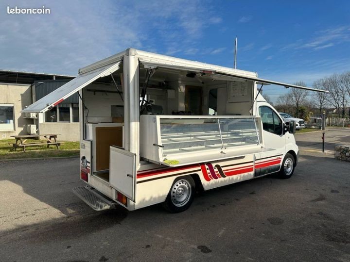 Utilitaire léger Renault Trafic Autre 29990 ht VASP camion magasi. Boucherie  - 2