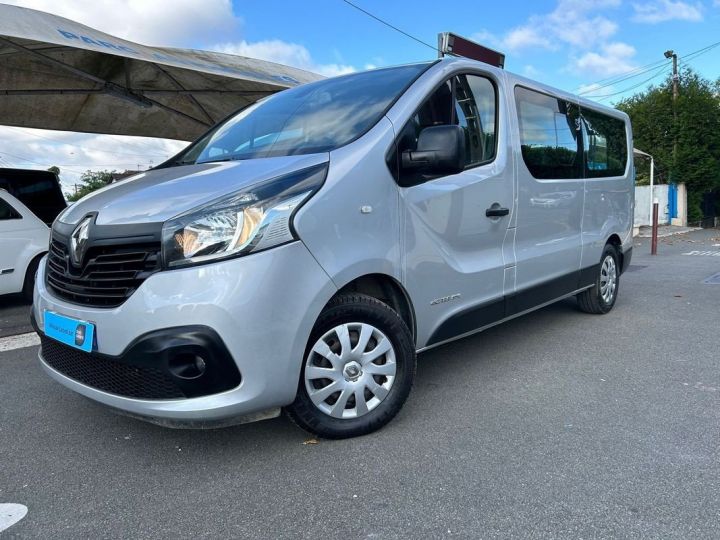 Utilitaire léger Renault Trafic Autre 9 places 1.6l DCI 125ch L2 Gris - 1