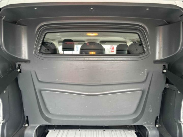 Utilitaire léger Renault Trafic Autre CABINE APPRO 6 PL GRAND CONFORT 120CH Blanc - 10