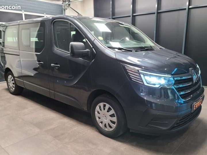 Utilitaire léger Renault Trafic Autre COMBI 2.0 DCI 150ch L2 ZEN 9 Places Gris - 3