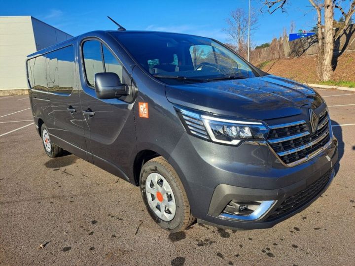 Utilitaire léger Renault Trafic Autre COMBI COMBI L2 GRAND EVOLUTION Blue dCi 150 9PL Gris Foncé - 1