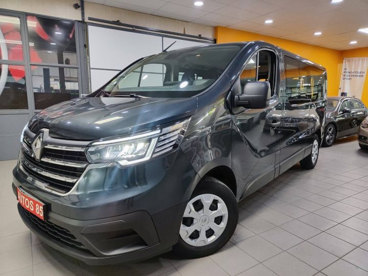 Utilitaire léger Renault Trafic Autre Combi III (J82) L2 2.0 dCi 150ch Energy S&S Zen 9 places 23500€ HT GRIS FONCE - 14