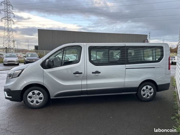 Utilitaire léger Renault Trafic Autre Combi L1 2.0 Blue dCi 150ch S&S Zen 9 places E6E Gris - 8