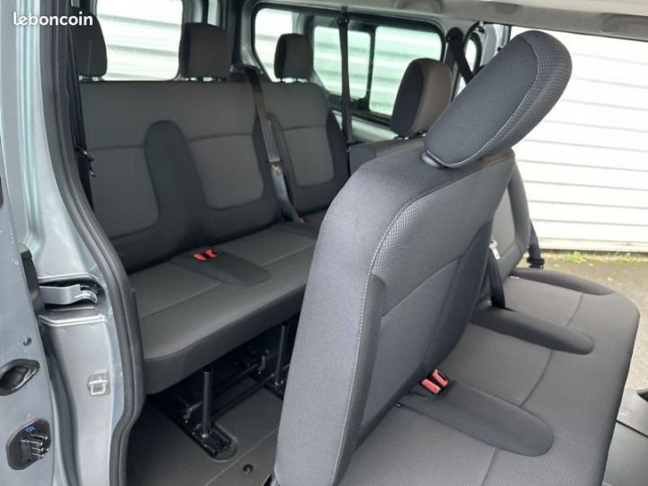 Utilitaire léger Renault Trafic Autre Combi L1 2.0 Blue dCi 150ch S&S Zen 9 places E6E Gris - 14