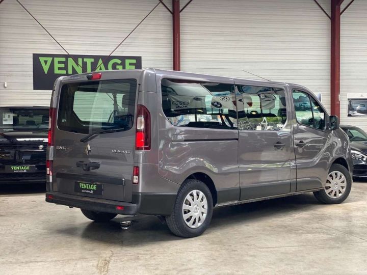 Utilitaire léger Renault Trafic Autre Combi L2 dCi 120 life bv6 9 places tva récup Gris - 7