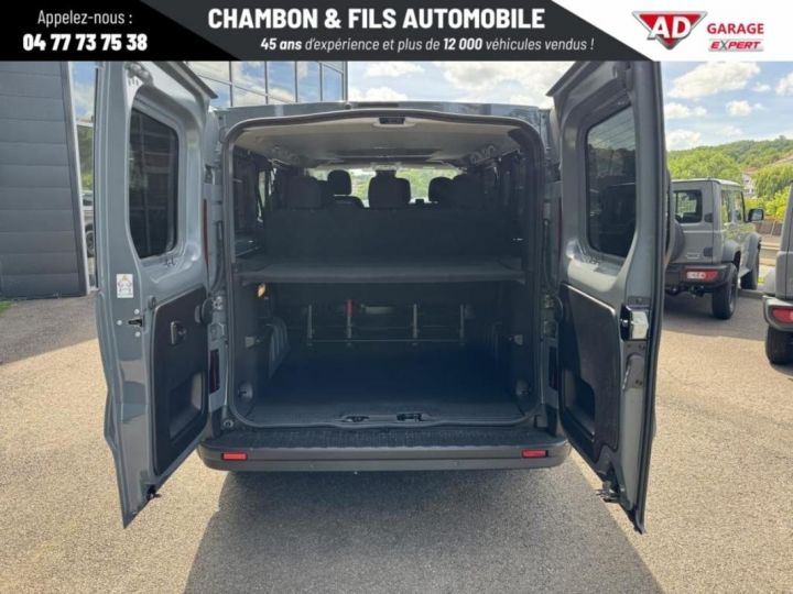 Utilitaire léger Renault Trafic Autre combi L2 dCi 150 Energy S&S Zen 9 places Gris - 8