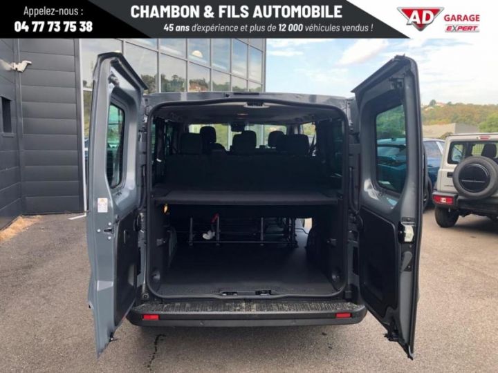 Utilitaire léger Renault Trafic Autre combi L2 dCi 150 Energy S&S Zen 9 places prix HT Gris - 5