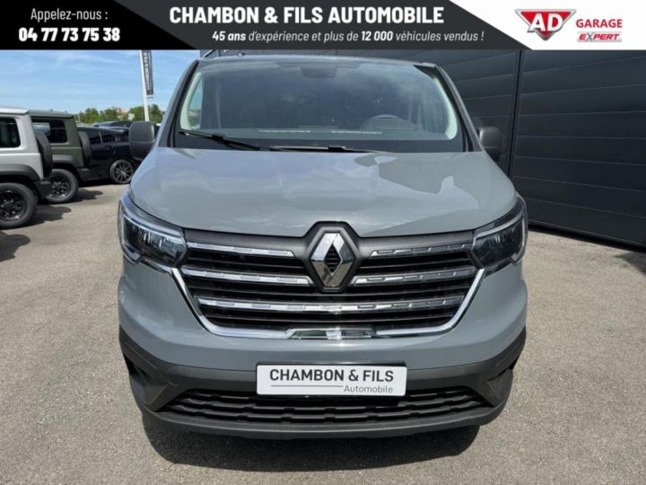 Utilitaire léger Renault Trafic Autre combi L2 dCi 150 Zen 9 places PRIX HT Gris - 2