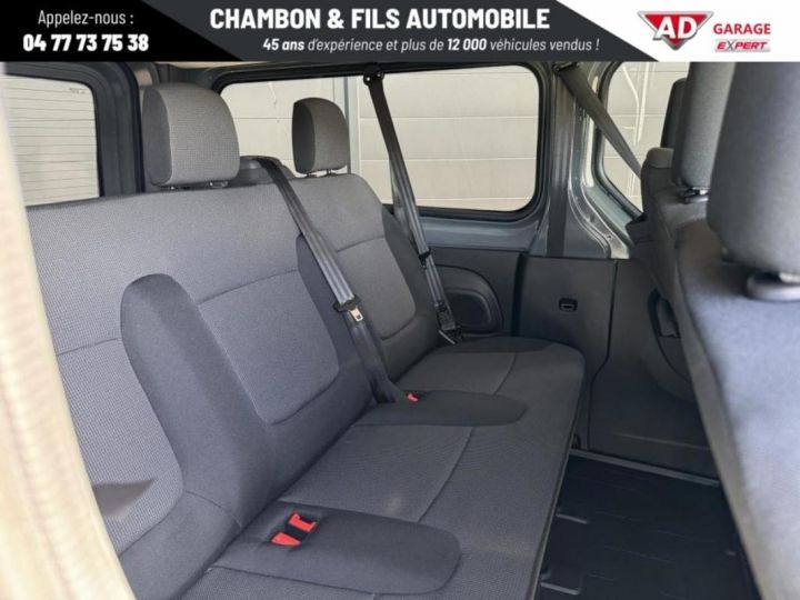 Utilitaire léger Renault Trafic Autre combi L2 dCi 150 Zen 9 places PRIX HT Gris - 16