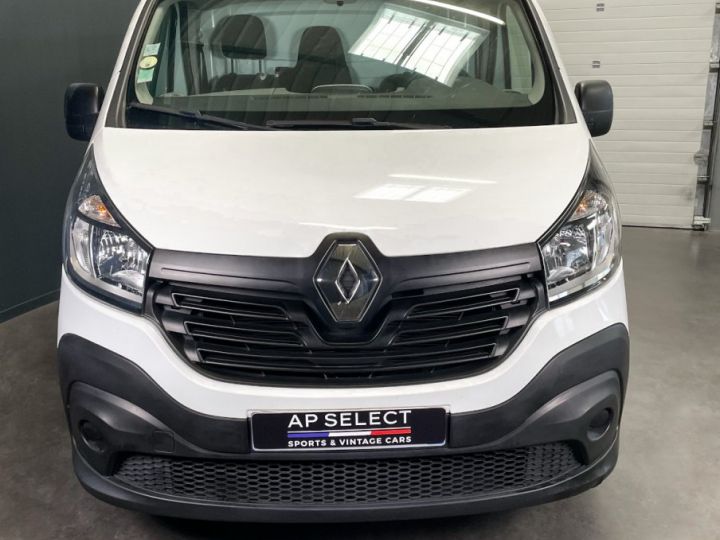 Utilitaire léger Renault Trafic Autre FG 1300 1.6 dCI 95ch L2H1 Grand Confort, Clim, Régulateur, Navi Blanc - 2