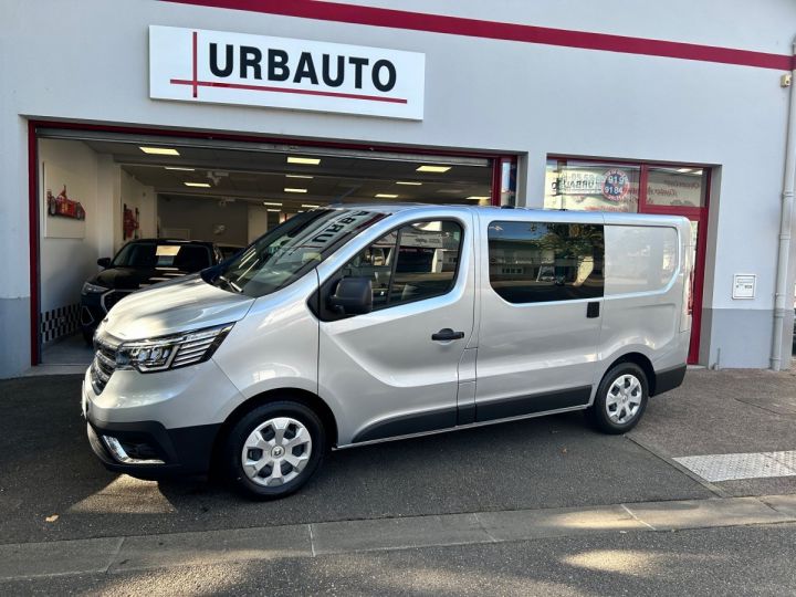 Utilitaire léger Renault Trafic Autre FLEX 3 ANTILOPE VAN L1H1 GRAND CONFORT 2800 BlueDCI 130 VAN AMENAGE 3 PLACES Gris Métalisée - 4