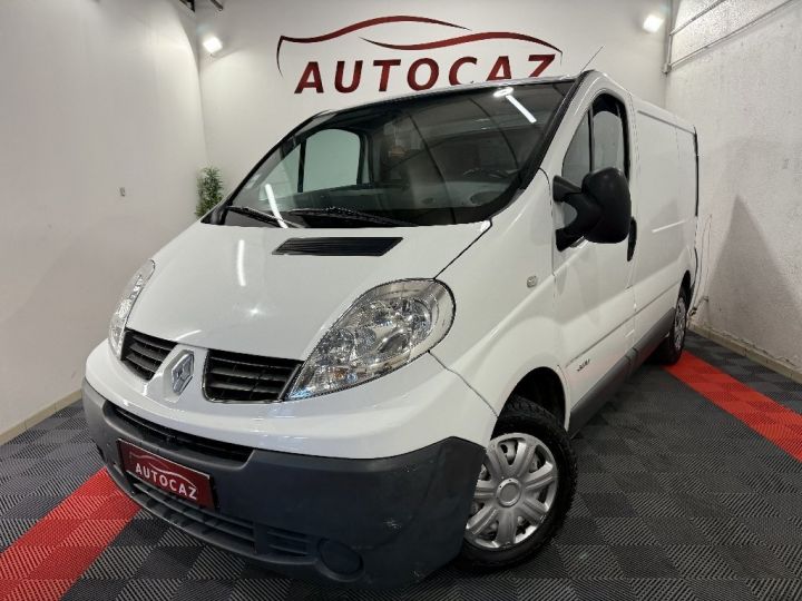 Utilitaire léger Renault Trafic Autre FOURGON 2.0 DCI 115 L1H1 CONFORT Blanc - 1