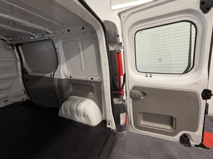 Utilitaire léger Renault Trafic Autre FOURGON 2.0 DCI 115 L1H1 CONFORT Blanc - 15